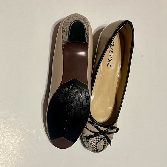 CLASSIQUE Women’s shoes with animal print toe Size 9.5 bone color - Picture 5 of 6